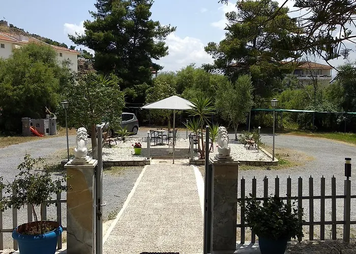 Argiropouloi Hotel *