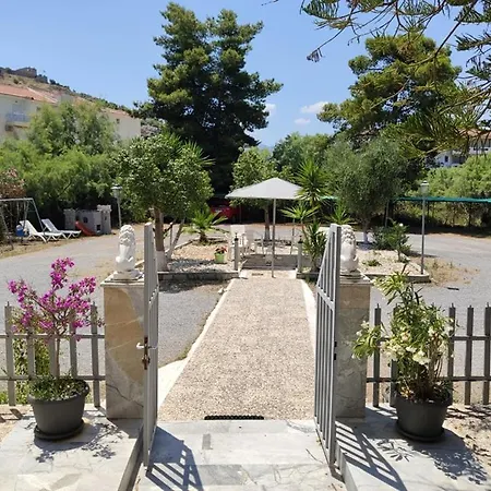 فندق Argiropouloi