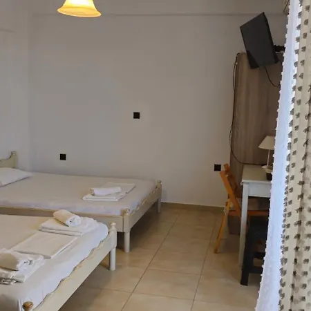 Argiropouloi Hotel *