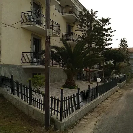 فندق Argiropouloi Parálion Ástros