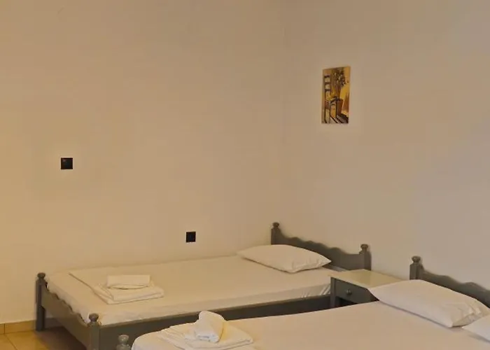 Argiropouloi Parálion Ástros